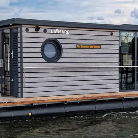 Hausboot Celina 포츠담