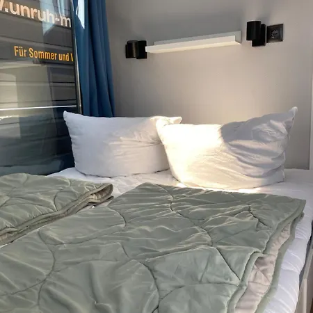 Botel Hausboot Celina